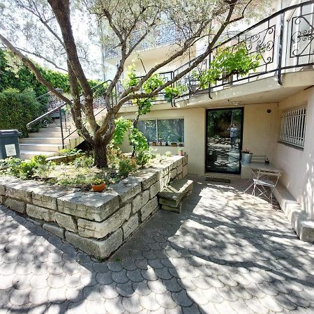 studio rue ménard près de la tour magne Nîmes Extérieur photo