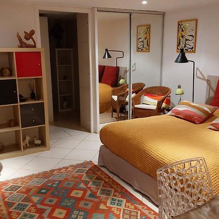studio rue ménard près de la tour magne Nîmes Extérieur photo