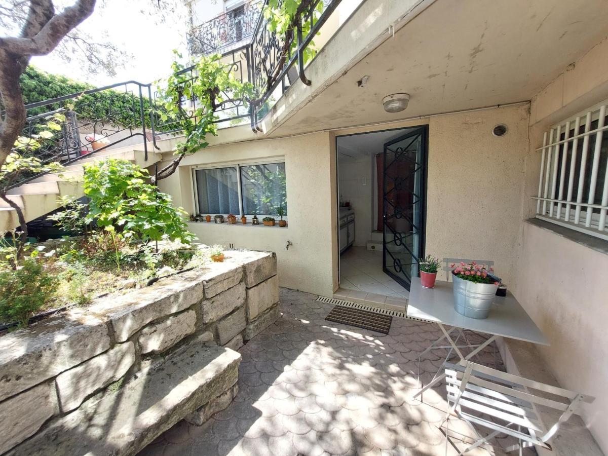 studio rue ménard près de la tour magne Nîmes Extérieur photo